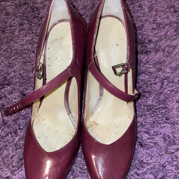 Lot of 8.5 heels - assorted colors - Picture 5 of 8